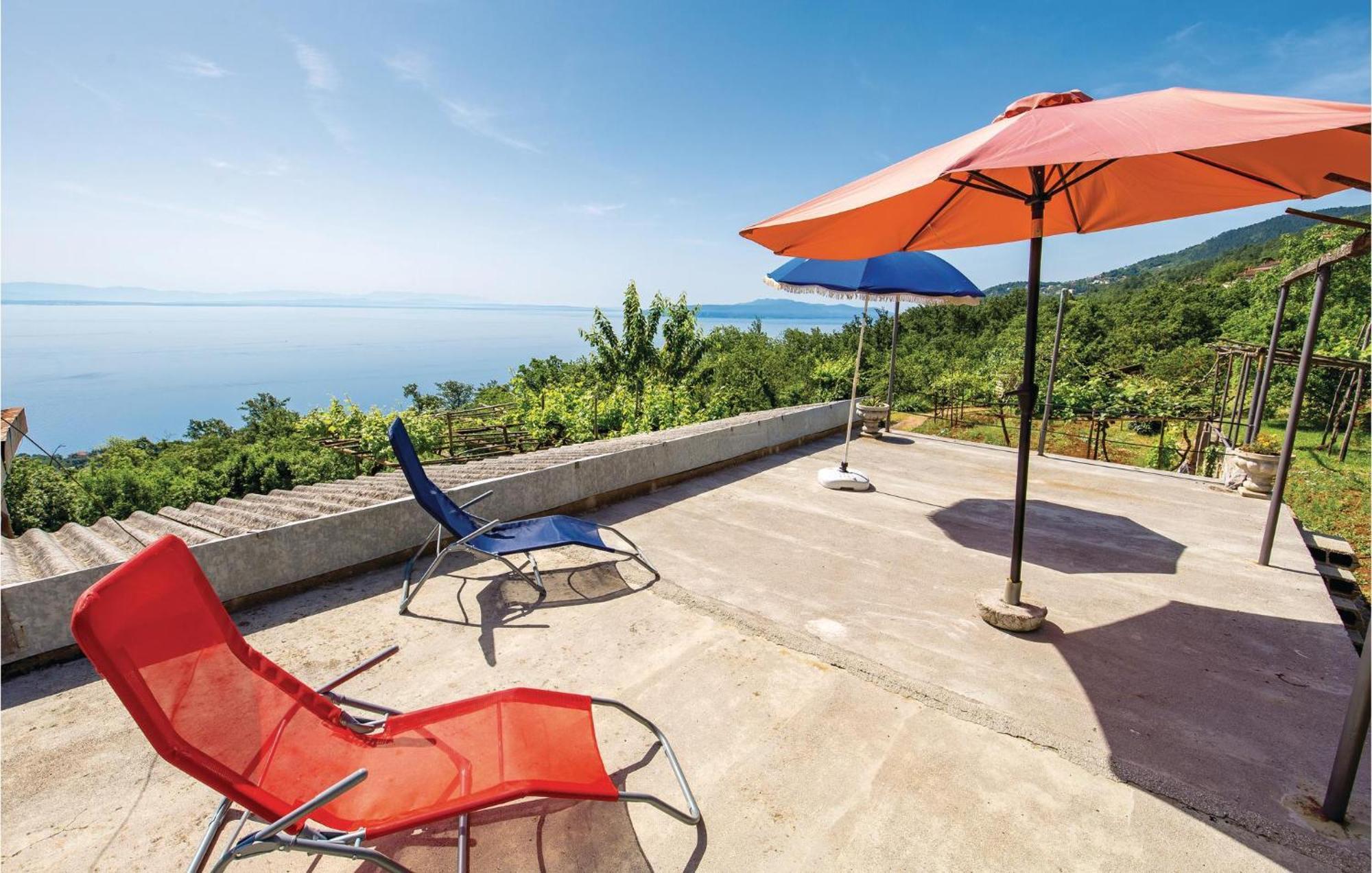 Beautiful Home In Lovran With House Sea View Екстериор снимка